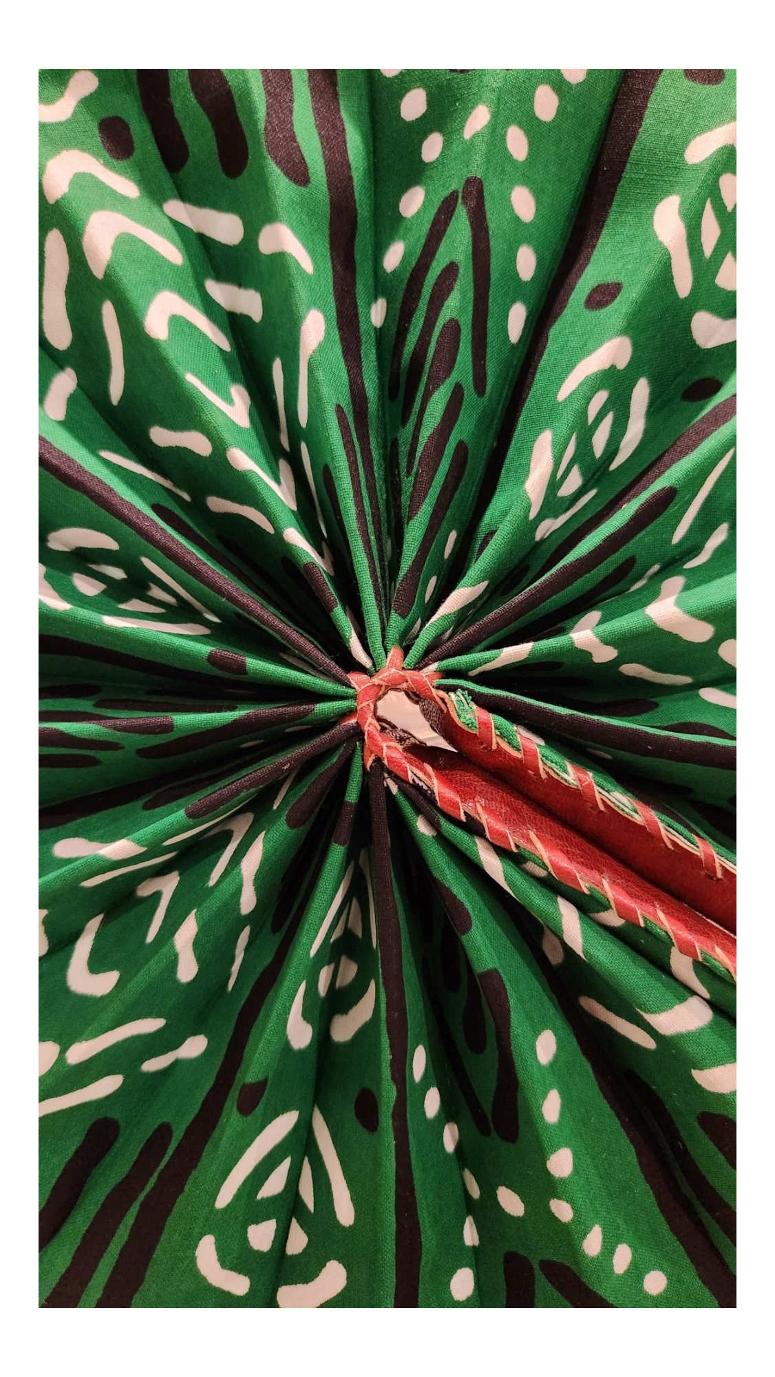 Green/Black/White - Fan